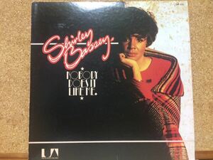 LP★シャーリー・バッシー Shirley Bassey★デイヴィーNobody Does It Like Me