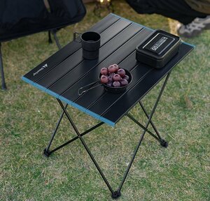 キャンプテーブル 折りたたみ アルミ ロールテーブル コンパクト 軽量 アウトドア 運動会 BBQ 専用収納袋付き 574bl (ブラック＋ブルー)