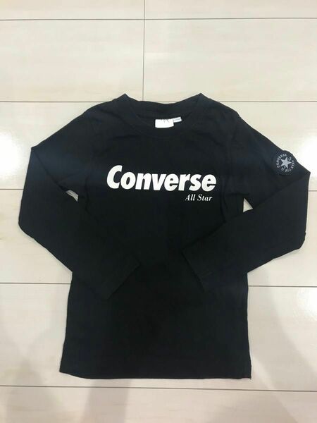 長袖Tシャツ ロンT ロングTシャツ converse コンバース　黒　サイズ110 ロゴ