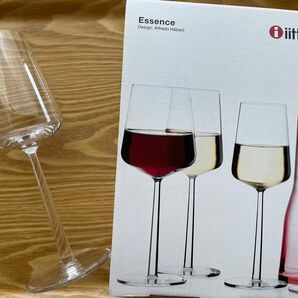 iittala イッタラ ワイングラス　Essence エッセンス　ホワイトワイン　