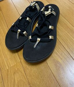 Teva サンダル　お値下げ