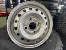 オープンカントリーR/T145/80R12　80/78N新品スズキ純正スチールホイール４本セットトーヨータイヤ送料込即決43800円2023年製造 _画像2