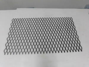 エキスパンドメタル　エキスパンド　アミ　鉄 スチール　鋼材　XS63　535X930ミリ　１枚　切材　溶接材
