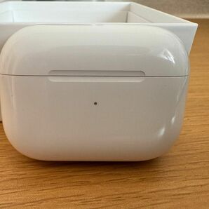 ジャンク品　AirPods Pro（第一世代）箱付き　詳しくは下記をご覧ください！