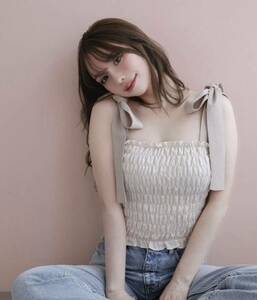 Andmary May shirring tops ivory アイボリー　フリーサイズ