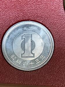 即決あり！ 昭和63年 ミントセット　出し「1円」硬貨　未使用品　１枚 　送料全国94円 ペーパーコインホルダー発送
