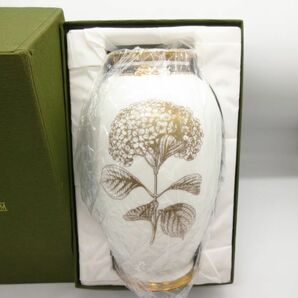 未使用 NARUMI ナルミ 花瓶 高さ23cm ボーンチャイナ 94131-169 フラワーベース 花器 陶器 洋食器 花柄/Aの画像2