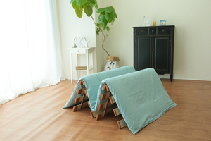 Новый @ Тонкая и легкая решетчатая кровать из павловнии 4-створчатого типа полуодноспальная LYF80