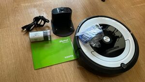 ★中古美品★アイロボット iRobot ロボット掃除機 ルンバ680 日本正規品