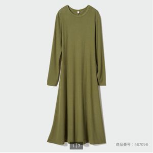 【最終お値下げ！】UNIQLO リブフレアワンピース(長袖標準丈)　M