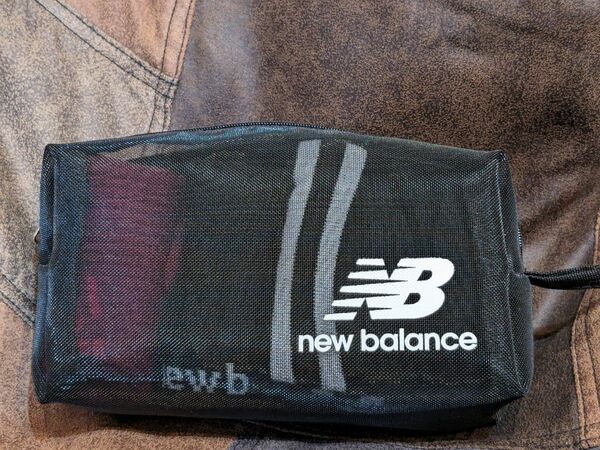 new balanceニューバランスメンズソックス4足＋メッシュほ ポーチ付　25〜27cm