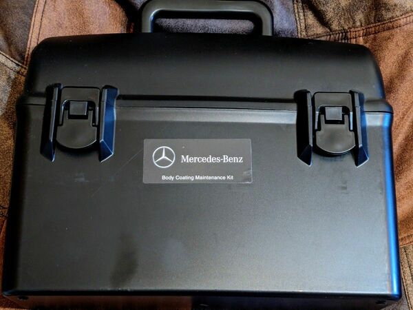 Mercedes-Benz メルセデスベンツ メンテナンスキットや ボディコーティングなどの収納BOX