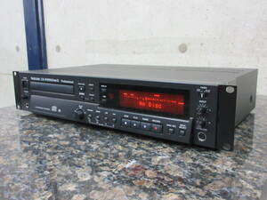 【オススメ品】TASCAM CDレコーダー/プレーヤー CD-RW900MKII タスカム