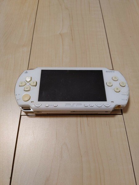 PSP1000本体　ホワイト　ジャンク