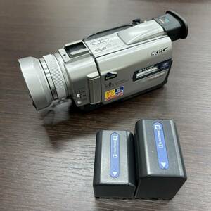 ★☆デジタルビデオカメラ レコーダー SONY DCR-TRV20 ハンディカム ソニー バッテリーのみのため動作未確認 #3233☆★