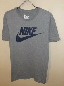 z5124NIKE★ナイキ★ロゴプリントTシャツ★サイズM★グレー★人気★送料格安