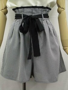  new goods tag attaching one after another NICE CLAUP culotte skirt F black × white silver chewing gum check pattern 