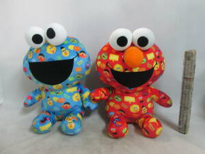  postage commodity explanation column . chronicle Sesame Street total pattern BIG soft toy Elmo Cookie Monster set 2 kind .