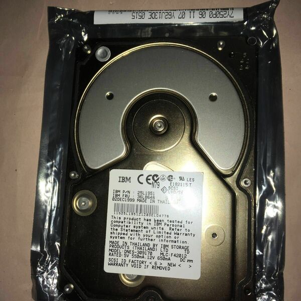 IBM SCSI HDD DNES-309170 9.1GB 7200rpm ジャンク