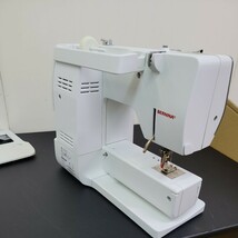 24051301 BERNINA ベルニナ コンピューターミシン B330_画像6