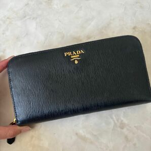 プラダ PRADA 長財布