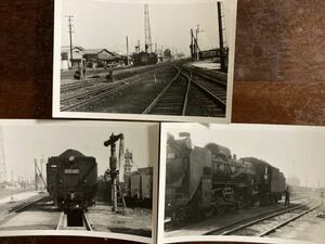 昭和鉄道写真：日豊本線南延岡機関区のD51 482/３景。1972年頃撮影/7.7×11.1㎝。