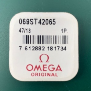 未使用　純正品 　OMEGA スピードマスター用 　069ST42065　 ケース175.0032 Ref.3510.50 SSリュウズ　（TO24028）送料無料
