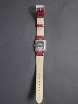 美品 トラサルディ TRUSSARDI クォーツ 3針 純正ベルト 女性用 レディース 腕時計 x736 稼働品_画像6