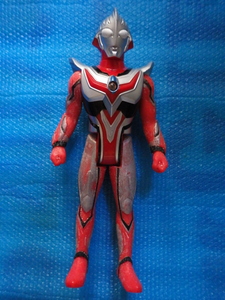 ★ウルトラマンネクサス アンファンス_ユタカ　　　究極大怪獣　HDM　ハイパー