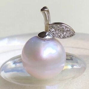 本真珠　エジソンパール　ホワイト系桜色　リンゴペンダント　12㍉　天然淡水パール　真珠ネックレス