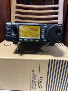 ICOM　IC-703　HFトランシーバー　CWフィルター付