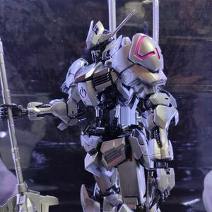 ジャンク　ガンダムバルバトス （1/100スケール 01 機動戦士ガンダム 鉄血のオルフェンズ 2314554） 