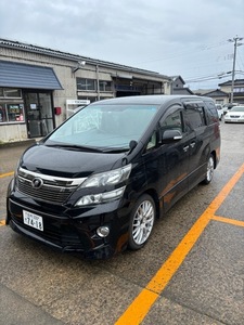 トヨタ　ヴェルファイヤ　LPG HYBRID