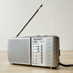T961 美品 SONY ワイドFM対応 FM/AM コンパクトラジオ ICF-8 携帯ラジオ 災害用にも 小さいラジオ 