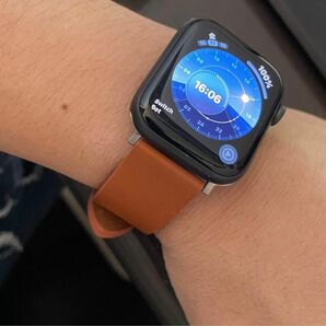 買損無し！【状態良好】Apple Watch SE（GPS）44mmスペースグレイ 本革レザーベルト＋全面保護カバー付