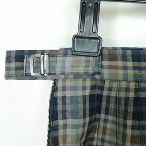 1円 スクールスカート 夏物 w63-丈51 チェック 埼玉桜木中学 プリーツ 学生服 制服 女子 中古 IN6246の画像3