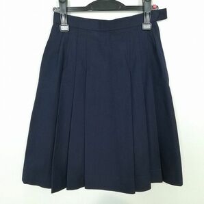 1円 スクールスカート 冬物 w63-丈56 紺 埼玉久喜北陽高校 プリーツ 学生服 制服 女子 中古 IN6298の画像1