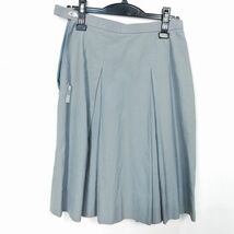 1円 スクールスカート 夏物 w66-丈58 グレー 中学 高校 プリーツ 学生服 制服 女子 中古 HK7938_画像2