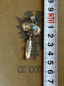  superior article Indian jewelry Navajo group JJJ work silver pendant head 