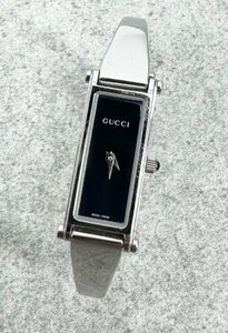 GUCCI 定番 1500L レディース クォーツ アナログ 2針 レクタングル ステンレス バングル ブレス ウォッチ 腕時計 黒文字盤 スイス製 稼働品