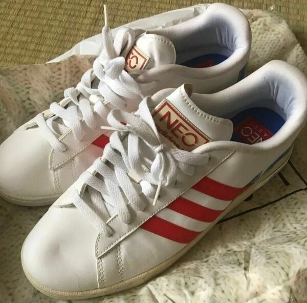 adidasスニーカー