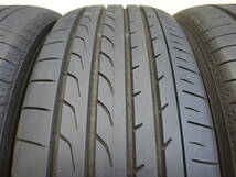 T-10　YH Bluearth RV-02　★215/60R17 96H★ 4本　溝あり 約8.5分山　高年式 2021年式　ヨコハマ　ブルーアース　人気サイズ ！_画像3