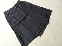 新品☆アルチザンのシルク100のスカート・9号・定価4.9万円_画像4