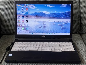  снижение цены!FUjiTSU LIFEBOOK A577/P no. 7 поколение CPU Corei3-7100U @2.40GHz расширение 8GB память - высокая скорость SSD128GB Windows11Pro 15.6 type цифровая клавиатура office365