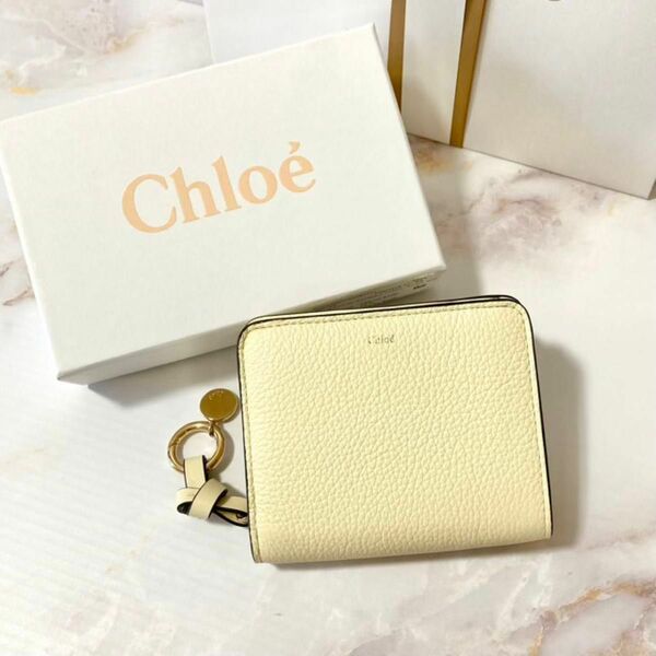 Chloe クロエ アルファベット 二つ折り財布 ミニ財布 シンプル イエロー