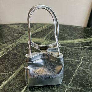 [ превосходный товар ] искусственная кожа сумка * ручная сумочка металлик серебряный квадратное type 