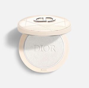 Dior ディオールスキン フォーエヴァー クチュール ルミナイザー03