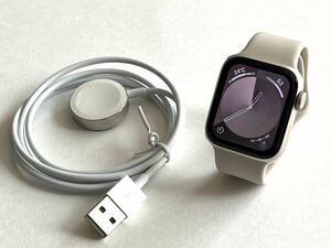 ★ 美品 バッテリー93% ★ Apple Watch SE 第2世代 40mm アップルウォッチ スターライト アルミニウム GPS 付属品新品未使用
