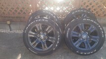 ハイラックス 純正 アルミ ホイール 17インチ 215/60r17 ハイエース _画像1