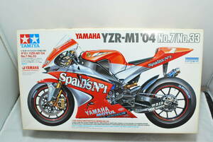 ■　希少！未開封　タミヤ　1/12　ヤマハ　YZR-M1　’04　No.7 C.チェカ/No.33 M.メランドリ　■